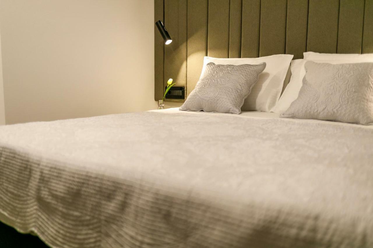 Le Soleil Rooms Split Extérieur photo