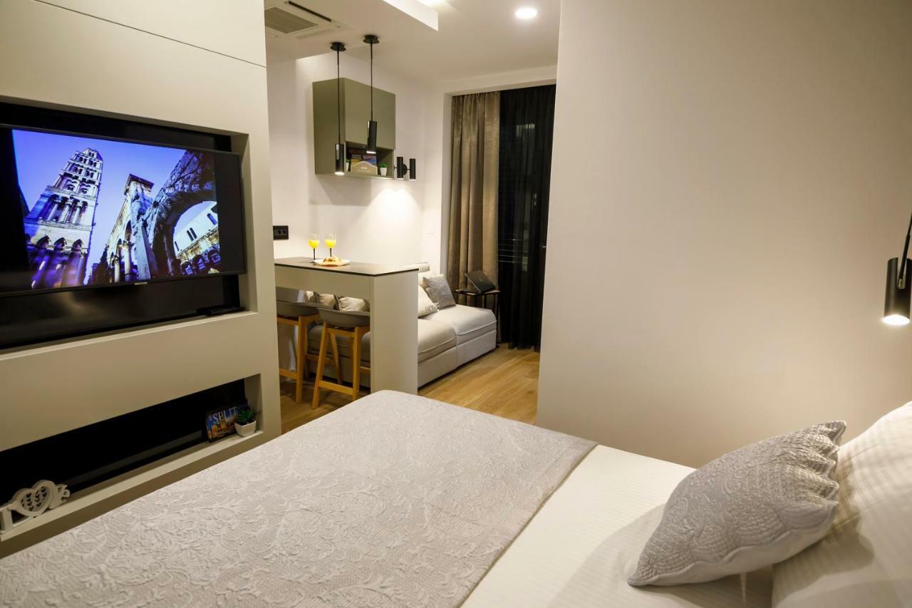 Le Soleil Rooms Split Extérieur photo
