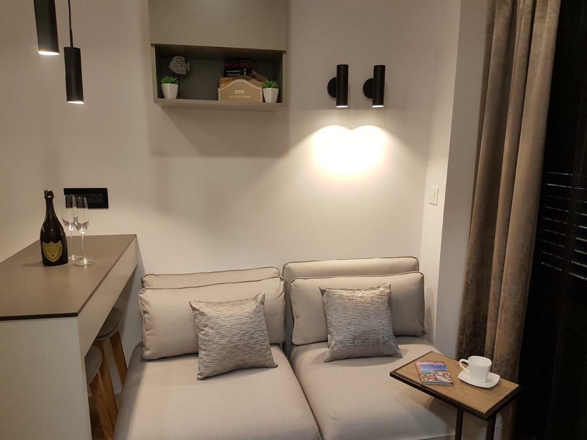 Le Soleil Rooms Split Extérieur photo