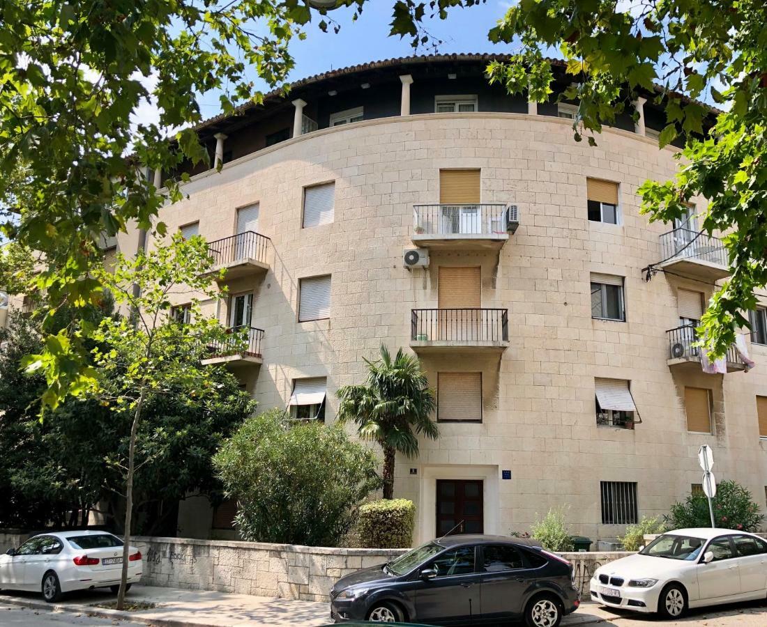 Le Soleil Rooms Split Extérieur photo